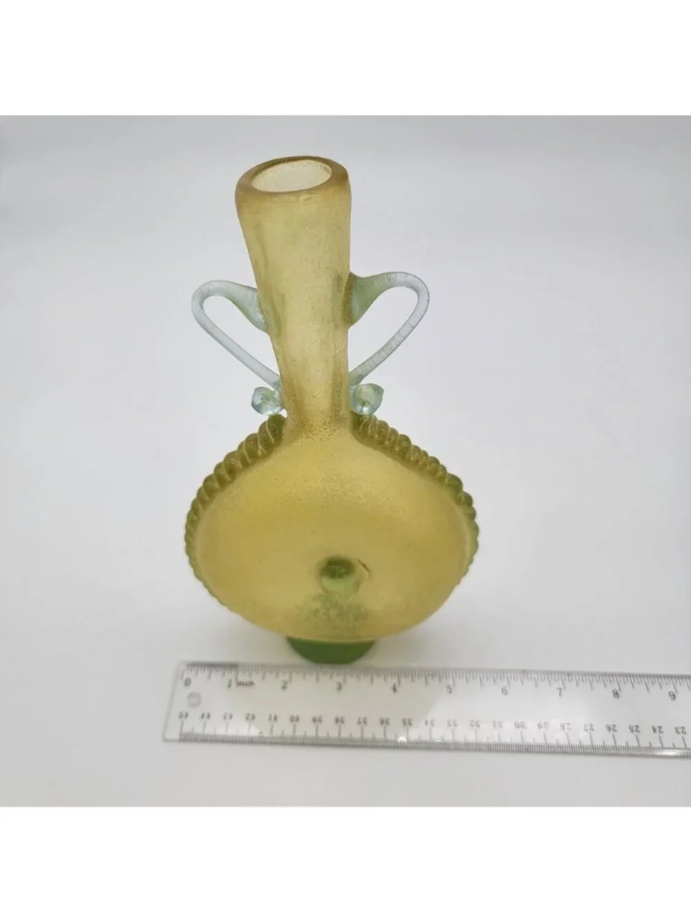 Vintage Venetian Scavo Art Glass Amphora Vase